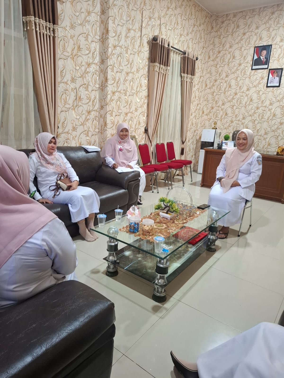 Rapat Pembinaan dan Evaluasi Kedisiplinan Kinerja Petugas Pustu dan Poskesdes 1